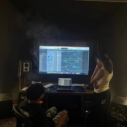 WORKIN' WORKIN'