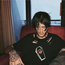"frozen lips" | emo trap
