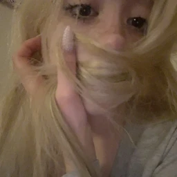 Why do bitches love me ?