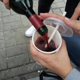 пьем вино и ни о чем не думаем