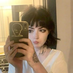 sonya skvirtik