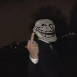СТРшно